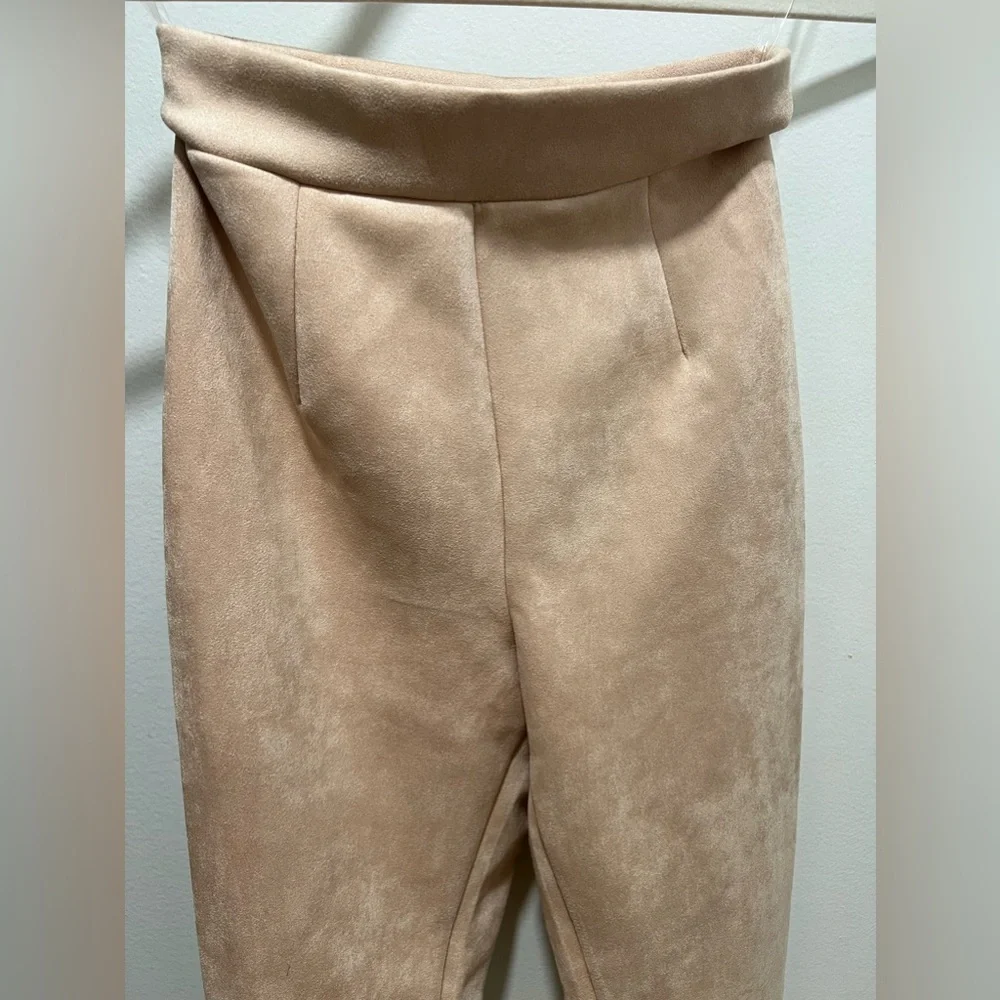 Oh Polly 2 Piece Faux Suede Set - Picture 4 of 6
